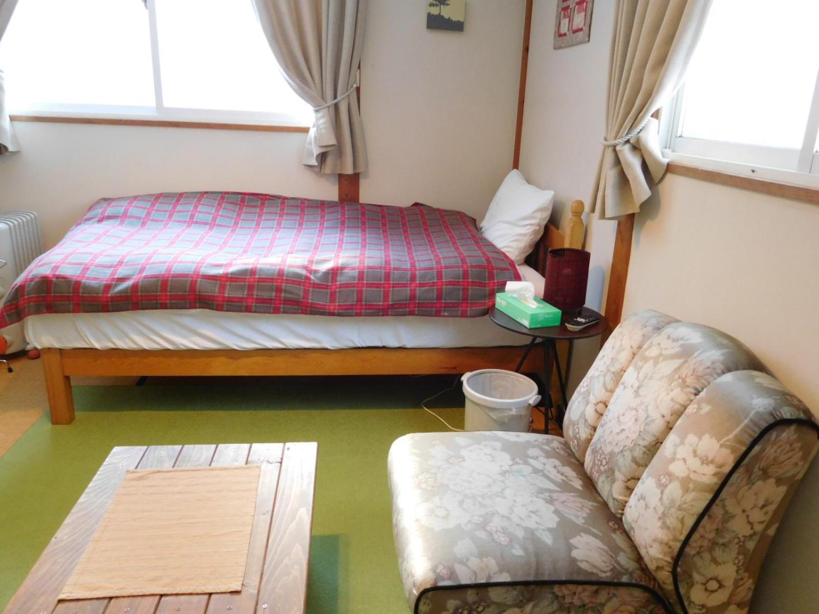 Country Lodge Farmstay Hakuba Exterior photo